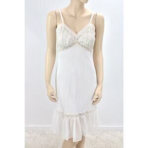 Vintage Pembrooke Full Slip Size 34 Lace Wide Chiffon Flounce Off White Nylon